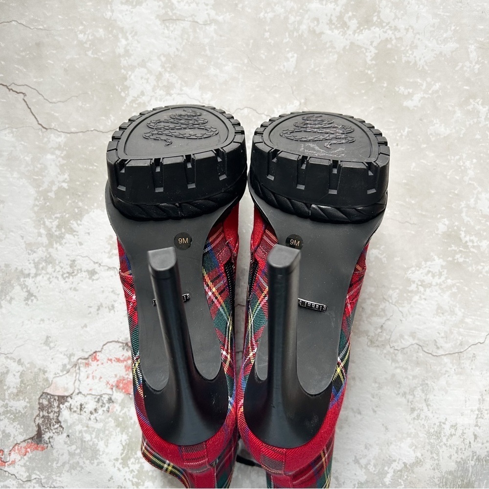 Gianni Bini Plaid Chunky Lug Sole Lace-up Platform Heeled Bootie - Picture 7 of 7